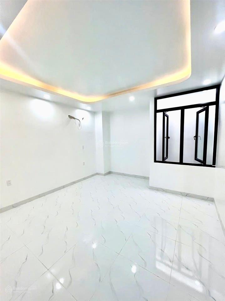 Bán chuyển nhượng  căn nhà 50m2 đã có sổ đỏ dự án him lam hùng vương hp.  e nguyên 0357 864 ***