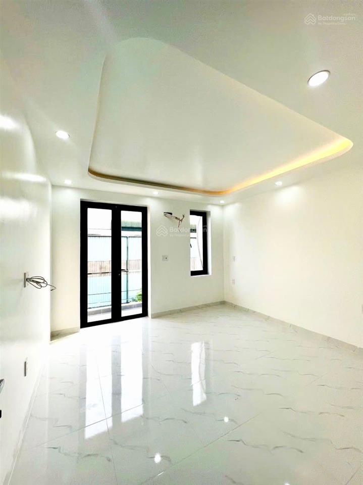 Bán chuyển nhượng  căn nhà 50m2 đã có sổ đỏ dự án him lam hùng vương hp.  e nguyên 0357 864 ***