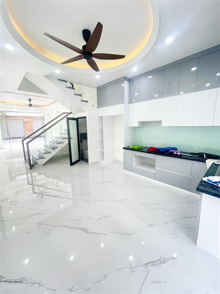 Bán căn nhà 2 mặt tiền giá rẻ dự án him lam.  em nguyên 0357 864 ***