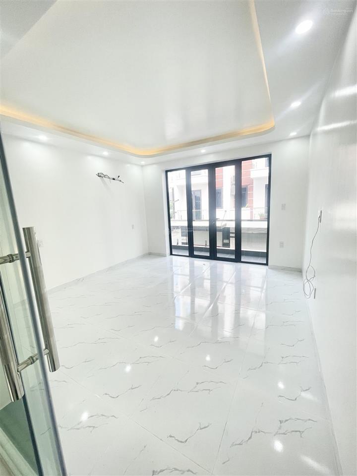 Bán căn nhà 2 mặt tiền giá rẻ dự án him lam.  em nguyên 0357 864 ***