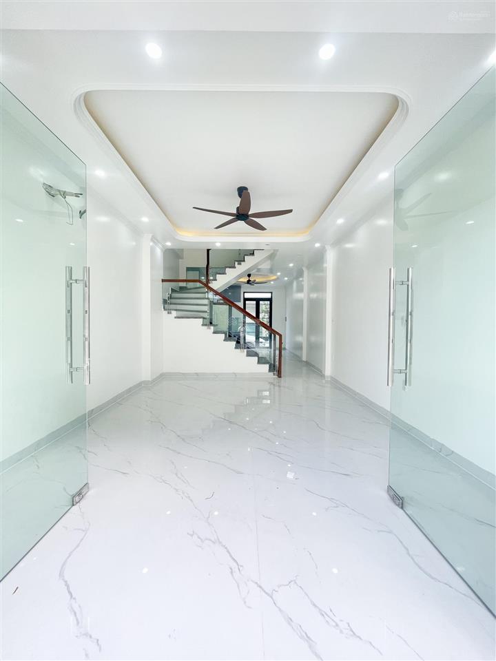 Bán căn nhà 2 mặt tiền giá rẻ dự án him lam.  em nguyên 0357 864 ***