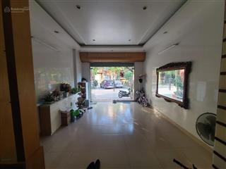 Bán nhà phân lô garra 7 chỗ phố nguỵ như kon tum 60m 5 tầng 18 tỷ.