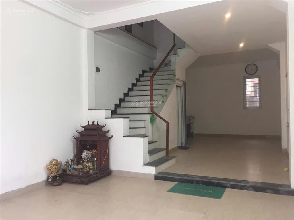 Liền kề kđt vạn phúc 60m 5 tầng đường 17m sau himlam 15.5 tỷ.