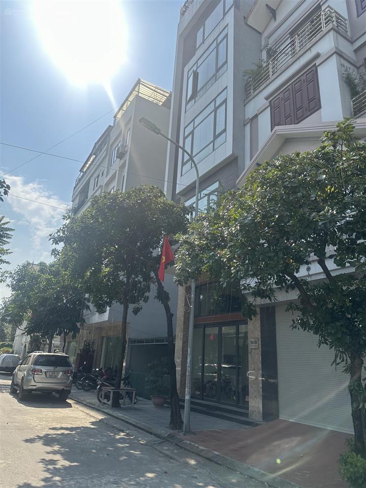 Liền kề kđt vạn phúc 60m 5 tầng đường 17m sau himlam 15.5 tỷ.