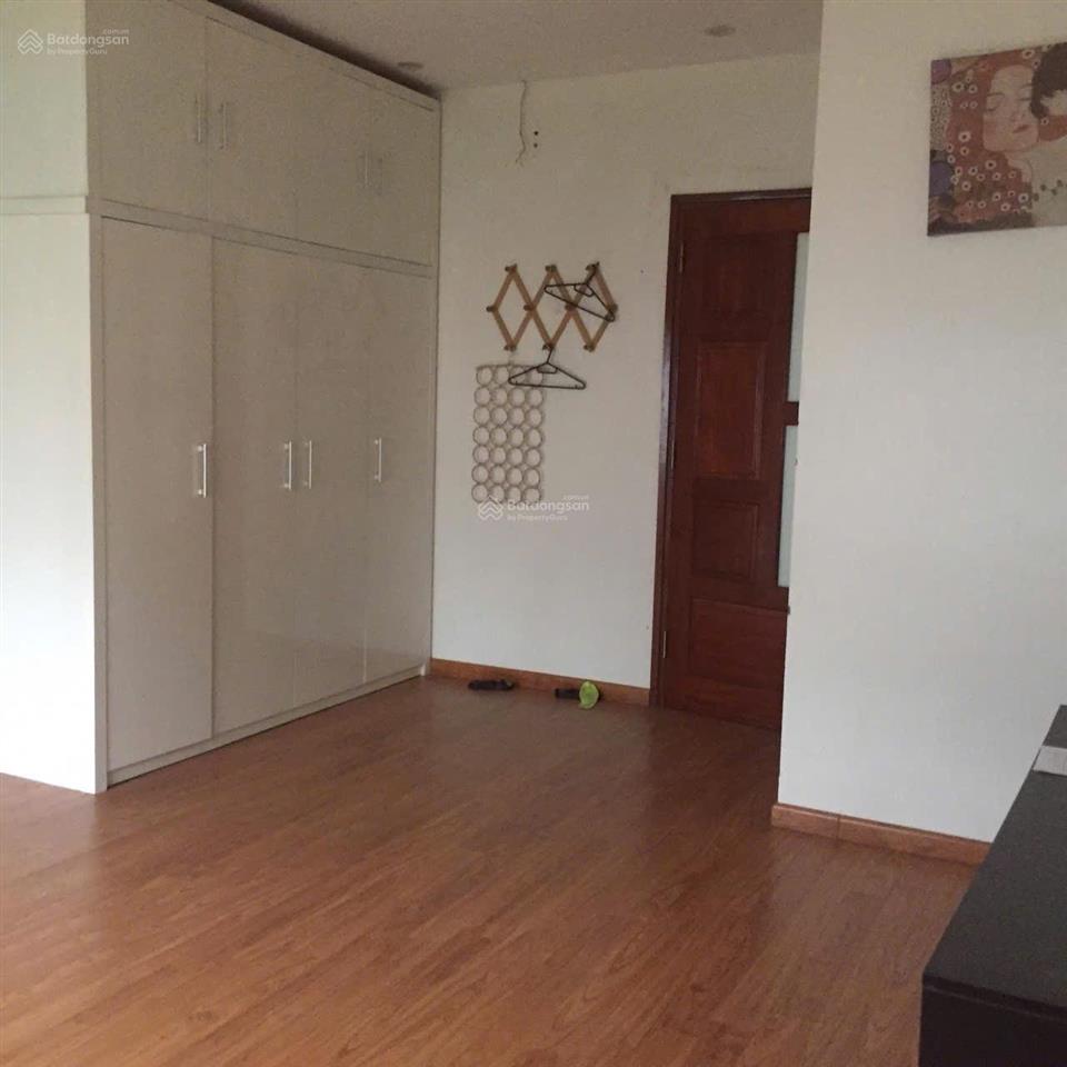 Liền kề kđt vạn phúc 60m 5 tầng đường 17m sau himlam 15.5 tỷ.