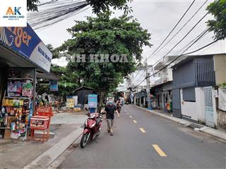 Bán đất mặt tiền đường 11  có nhà tạm  tăng nhơn phú b  quận 9  136.7m2