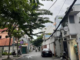 Căn duy nhất  mặt tiền hồ biểu chánh. p11. phú nhuận  5 tầng (5 x 15m)  hđt  80 triệu  20,5 tỷ