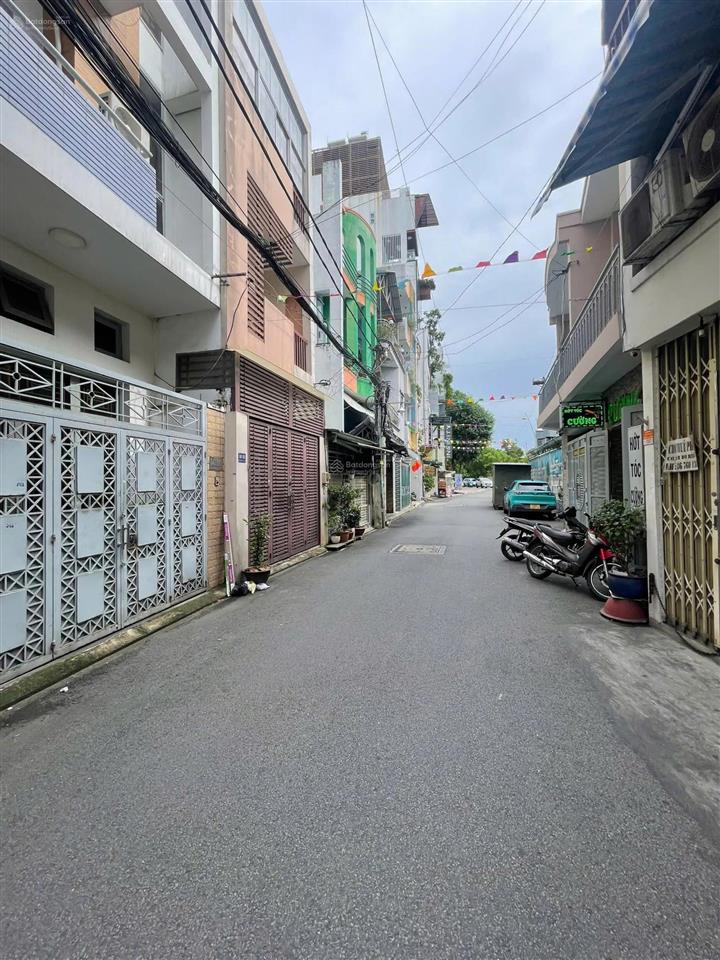 Vị trí đẹp  hẻm xe hơi huỳnh văn bánh, p14, phú nhuận  4 tầng (4,2x17m)  vuông vức  15 tỷ