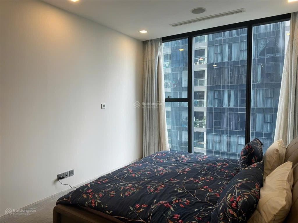 Bán căn hộ a117 84m2 2pn tại vinhomes golden river ba son, 14,4 tỷ, sẵn sổ hồng, chính chủ bán