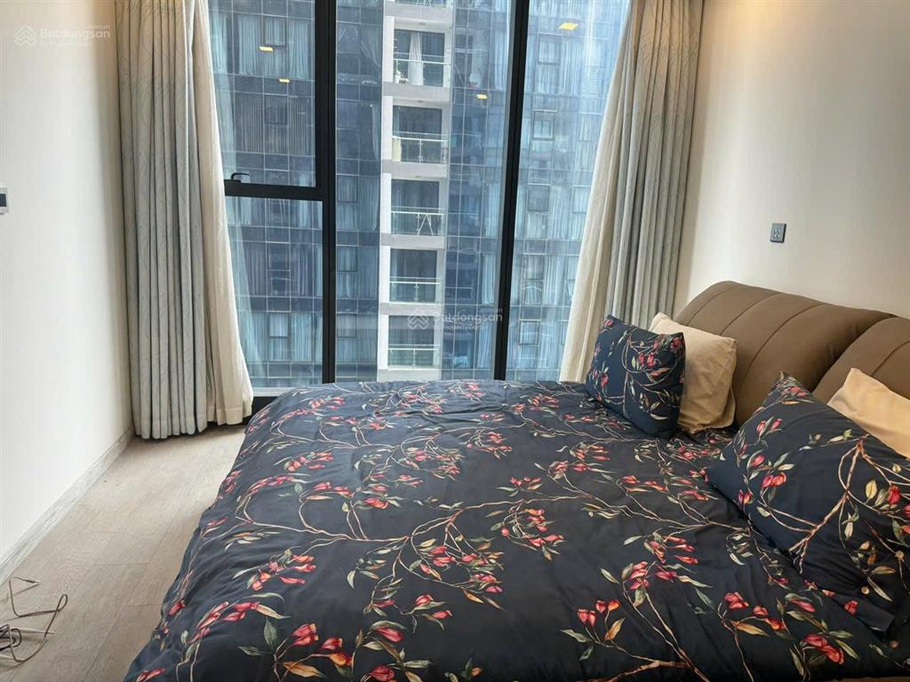 Bán căn hộ a117 84m2 2pn tại vinhomes golden river ba son, 14,4 tỷ, sẵn sổ hồng, chính chủ bán