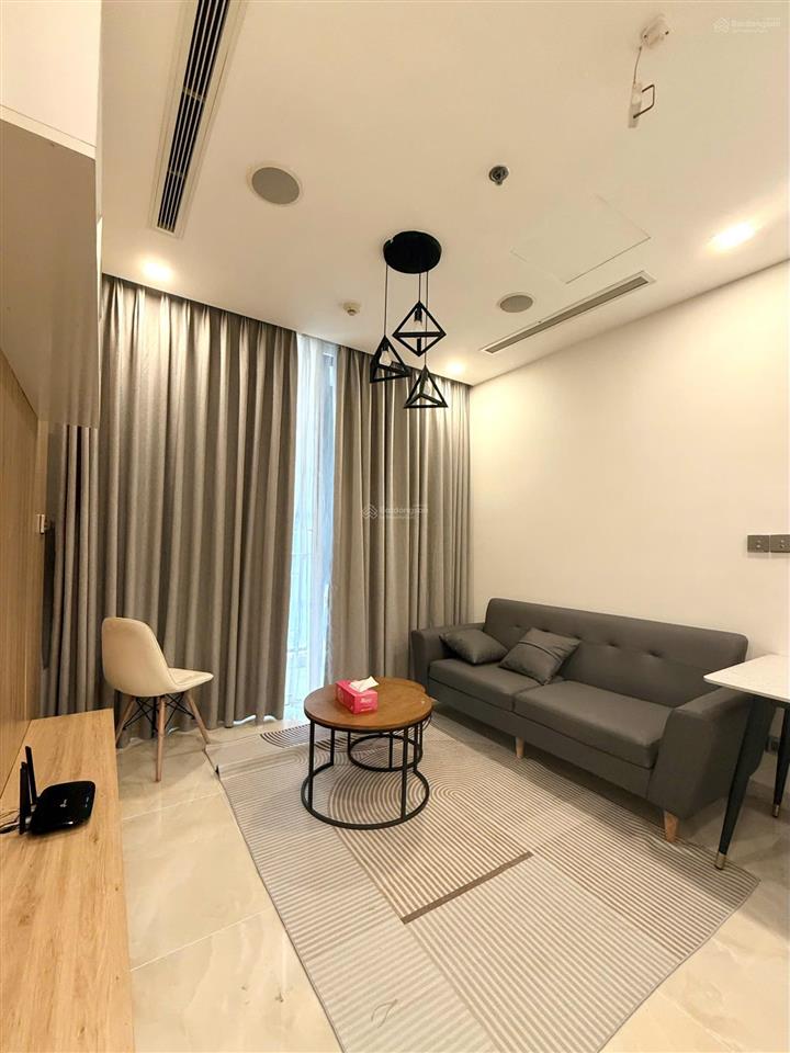 Bán căn hộ ba son, 10 tỷ, sổ hồng lâu dài, tặng full nội thất, chính chủ 0937 600 ***