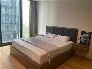 Bán nhanh căn 2pn 84m2 giá 17tỷ bao sổ, full nội thất cao cấp hdt 40tr zalo 0937 600 ***