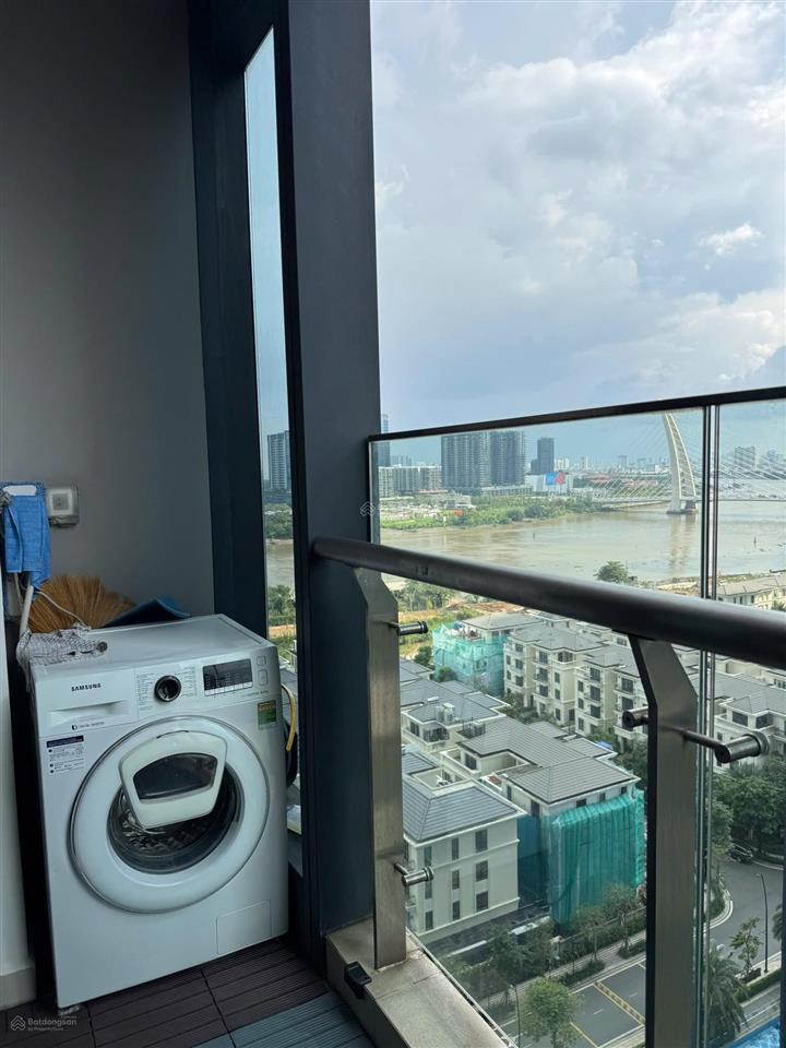 Bán nhanh 1pn view sông a1  12.01 full nội thất giá 10.5tỷ có hdt 30tr/th thương lượng 0937 600 ***