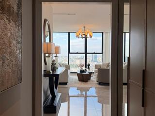 Vin bason cần bán gấp căn 4pn 200m2 vòng cung giá 63ty tặng full nội thất 5tỷ 0937 600 ***