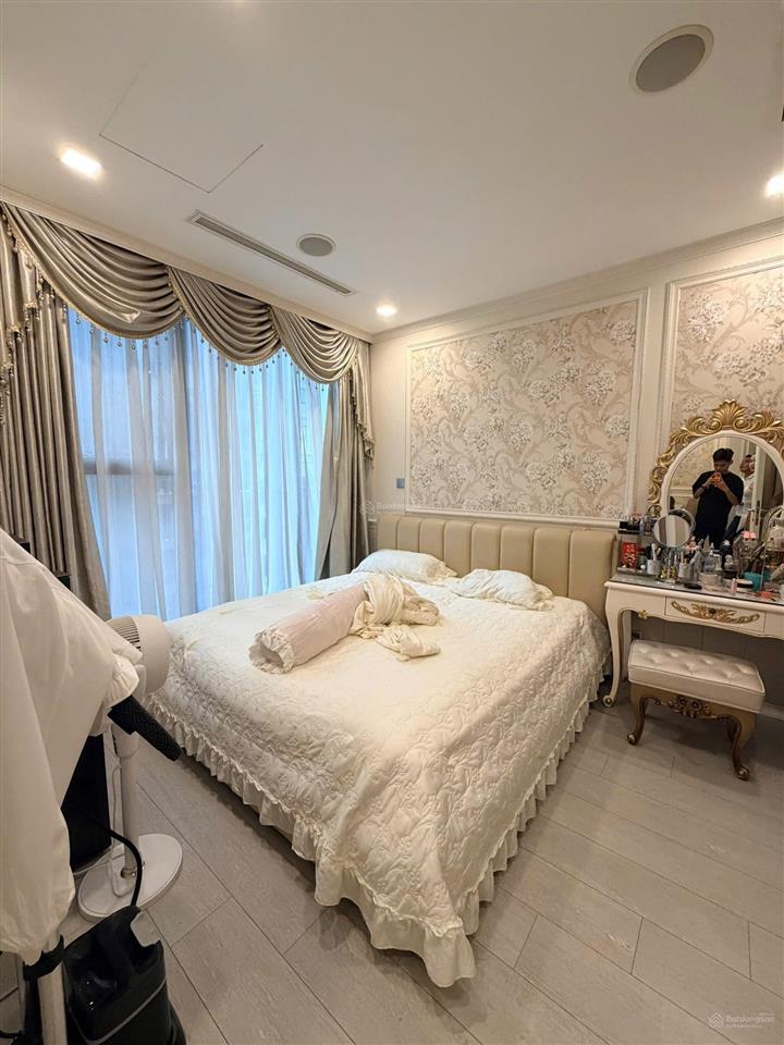 Bason bán 1pn a1  06.06 giá 10 tỷ full nội thất cao cấp chính chủ 0937 600 ***
