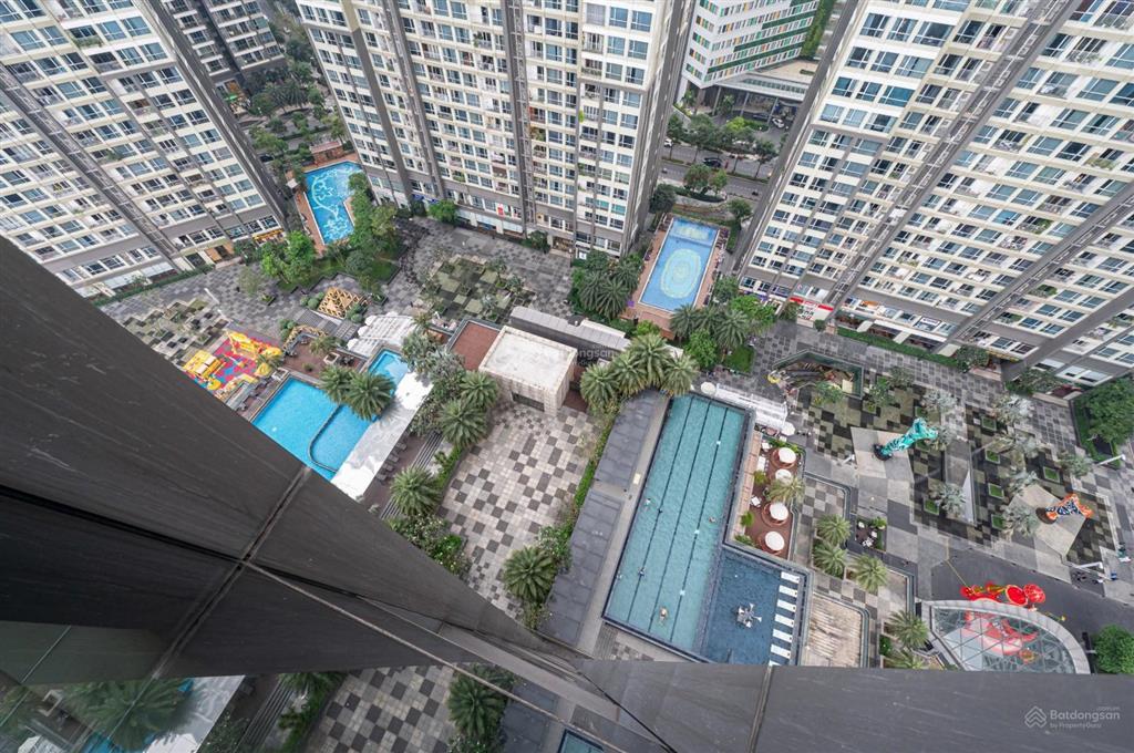 Bán 1pn landmark 81 16.11 55m2 sổ hồng lâu dài giá 10.3ty full nội thất 0937 600 ***