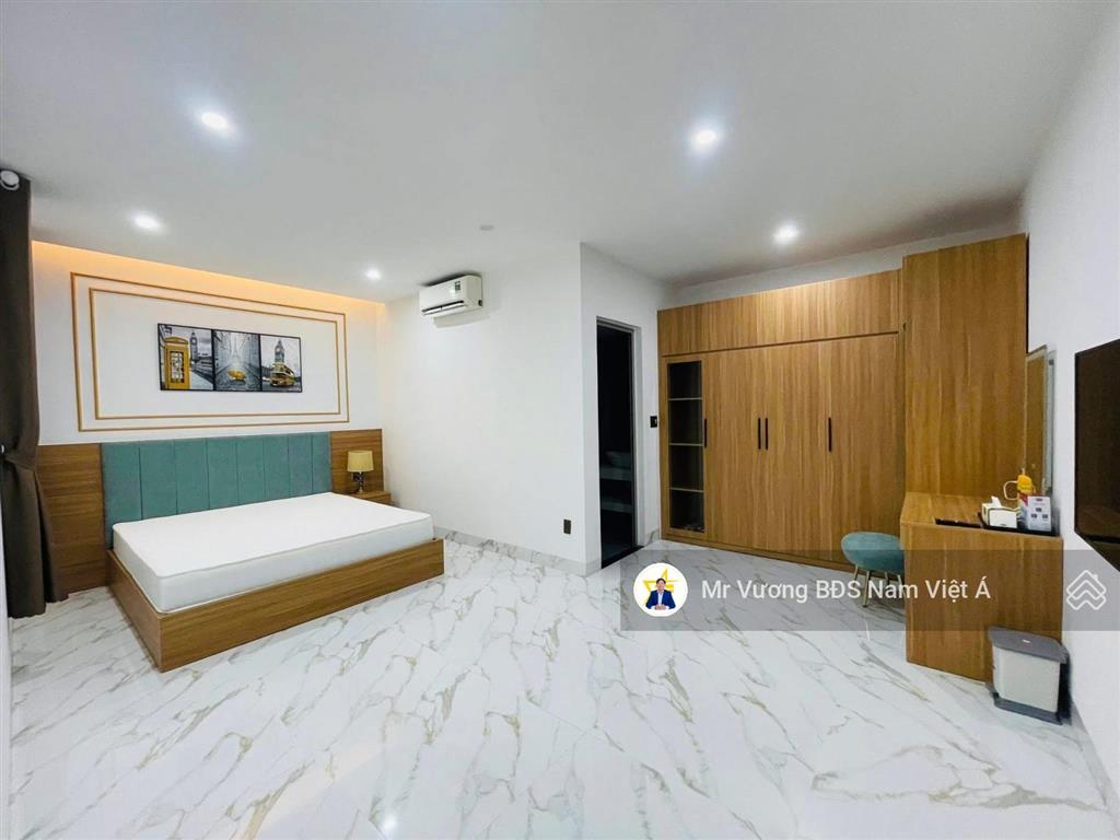 Chính chủ bán villa 3 tầng có hồ bơi đường anh thơ, nam việt á