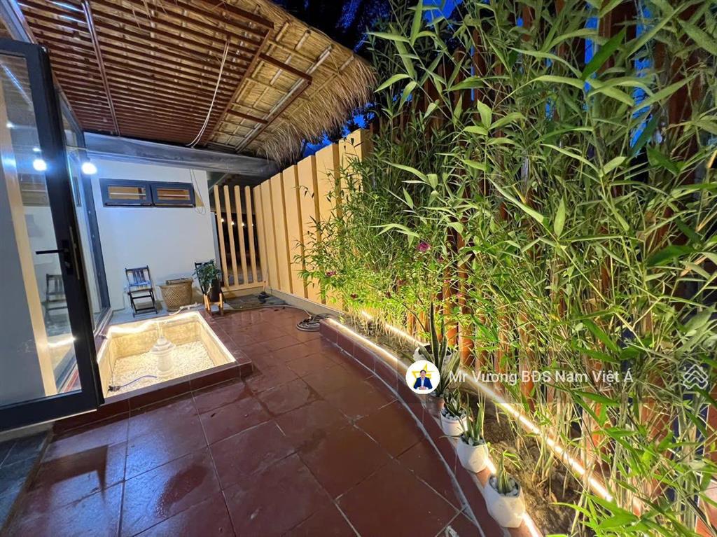 Chính chủ bán nhà góc 2 mặt tiền khu nam việt á