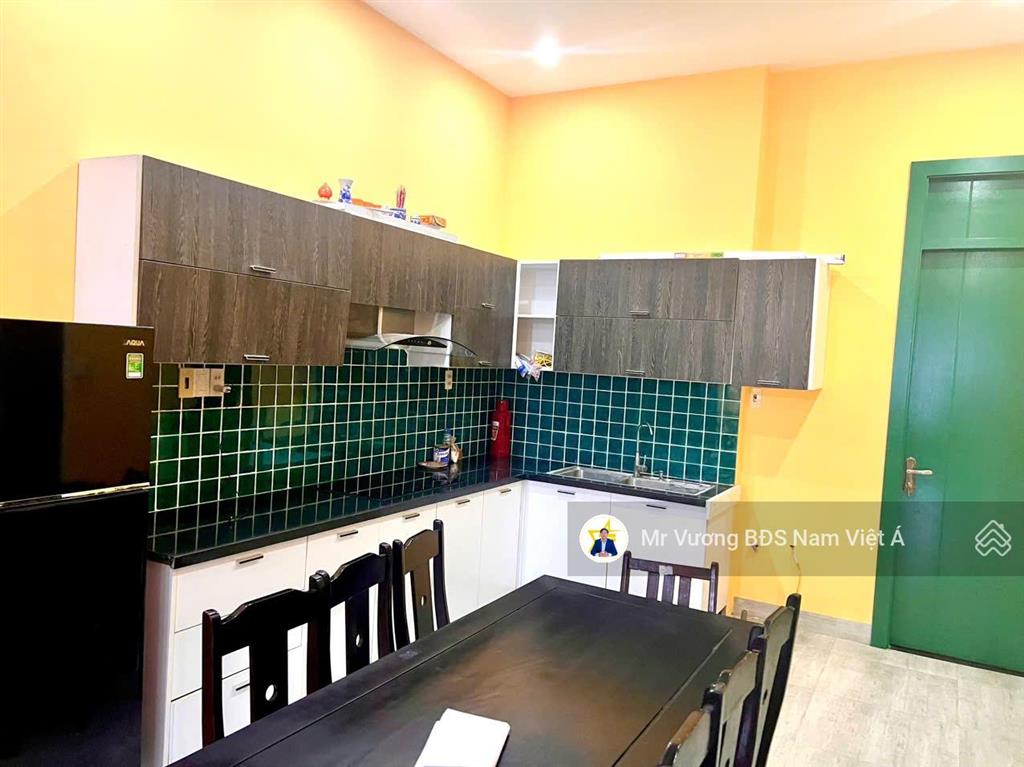 Chính chủ bán nhà góc 2 mặt tiền khu nam việt á