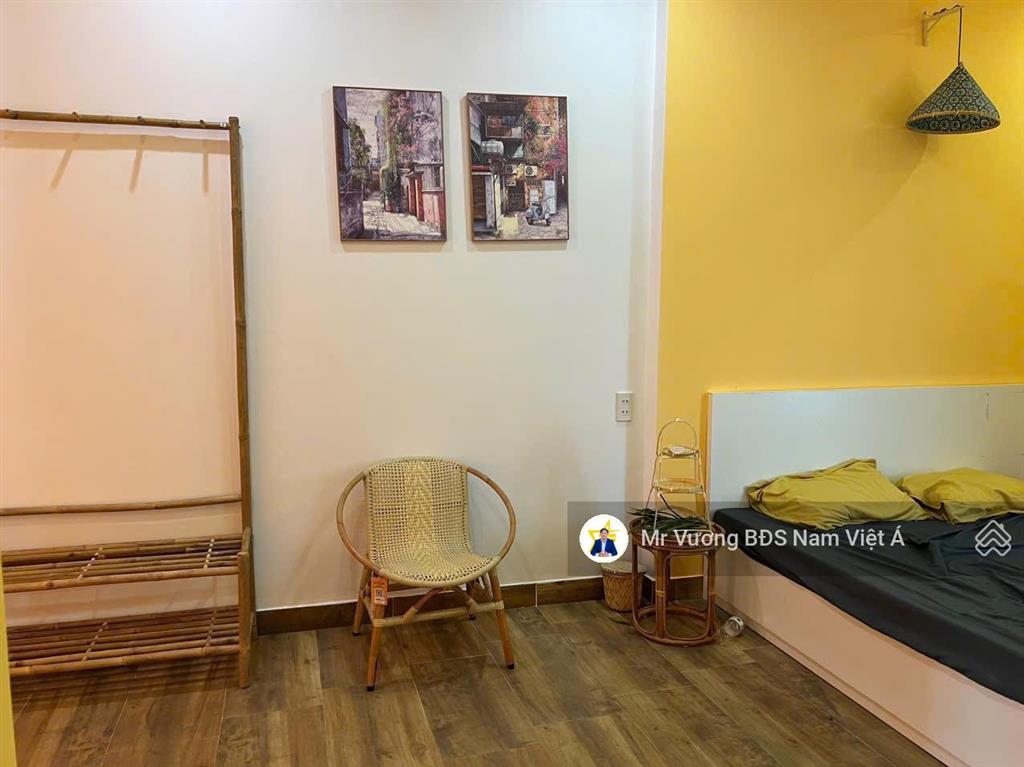 Chính chủ bán nhà góc 2 mặt tiền khu nam việt á