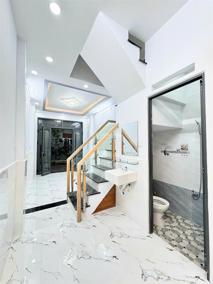 Nhà ngay gần kcn bon chen, 2pn, giá 1,88 tỷ (cc công chứng ngay)  0798 860 ***