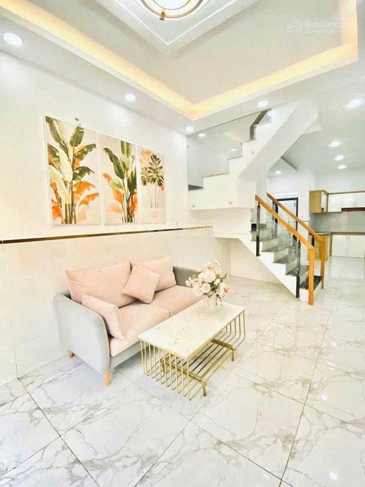 Nhà 1 lầu  2 phòng ngủ  công chứng nhanh trong ngày gần chợ hiệp thành