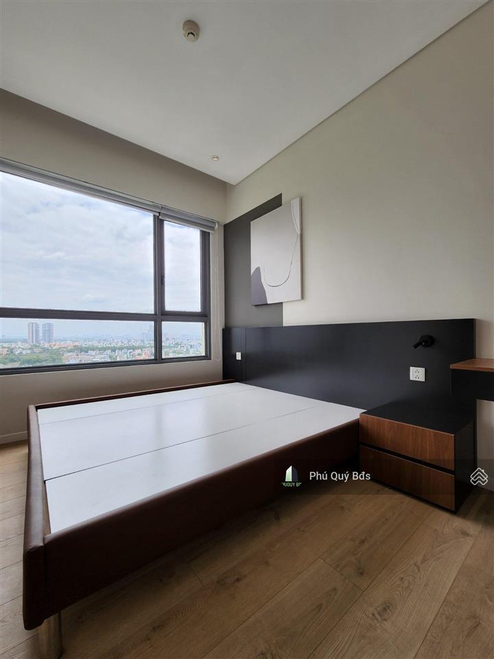 Cho thuê căn hộ đảo kim cương 2pn 2wc, 90m2  full nội thất  tầng cao, view sông  giá 26tr/tháng