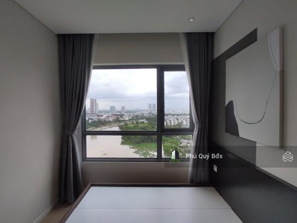 Cho thuê căn hộ đảo kim cương 2pn 2wc, 90m2  full nội thất  tầng cao, view sông  giá 26tr/tháng