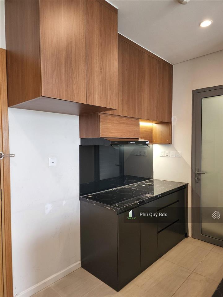 Cho thuê căn hộ đảo kim cương 2pn 2wc, 90m2  full nội thất  tầng cao, view sông  giá 26tr/tháng