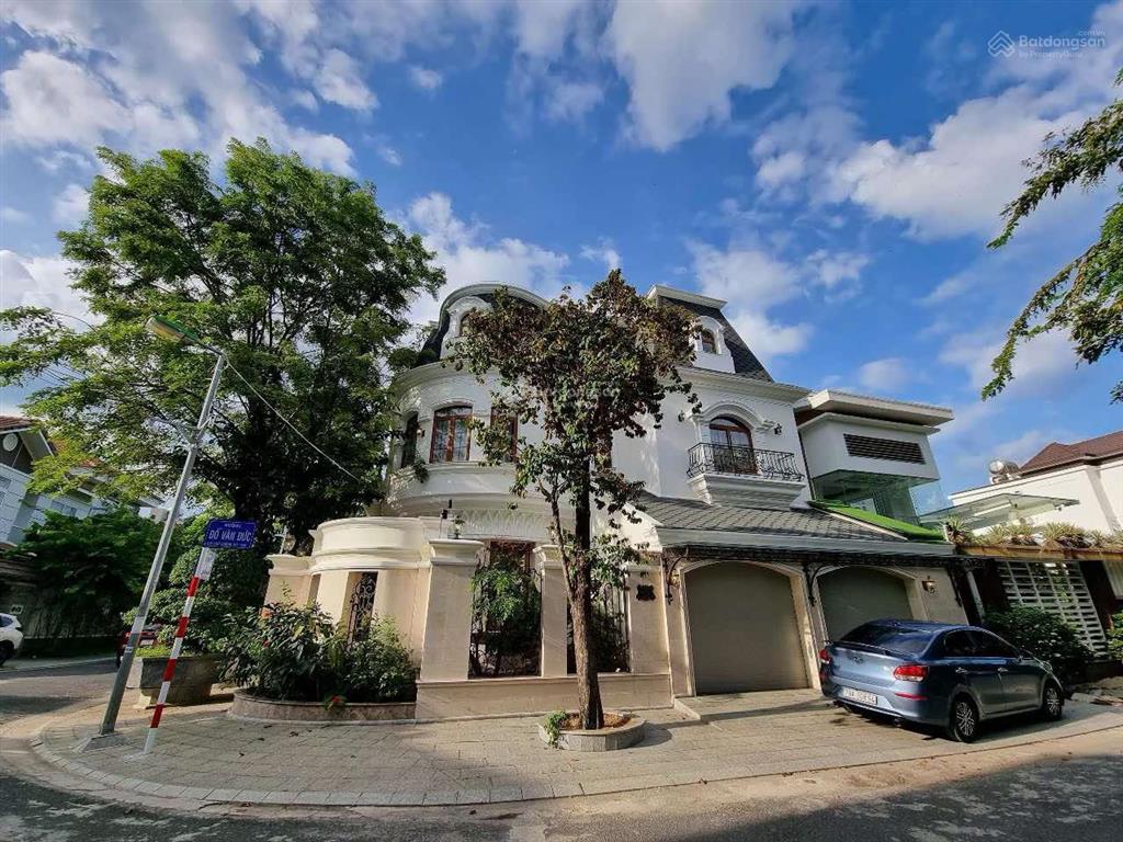 Cần bán biệt thự vĩnh điềm trung, góc 3 mặt thoáng, 293m2, 29 tỷ, 3 tầng, 4pn, full nội thất
