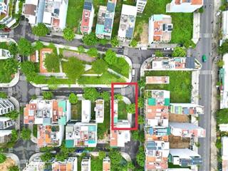 Bán lô góc 2 mặt tiền cực đẹp view công viên đẹp tại kđt vcn phước long. giá 86tr/m2.  em hoàng