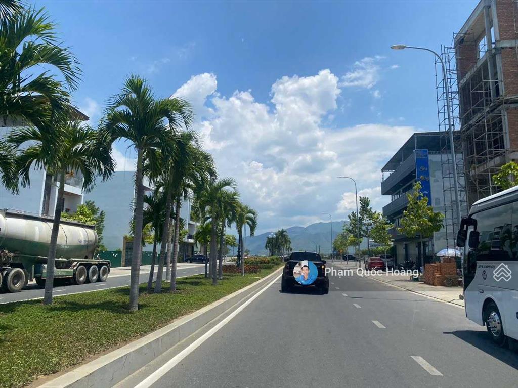 9.2tỷ bán nhanh lô vcn phước long  đường 22 (nguyễn văn hưởng).em hoàng 0905 907 ***...