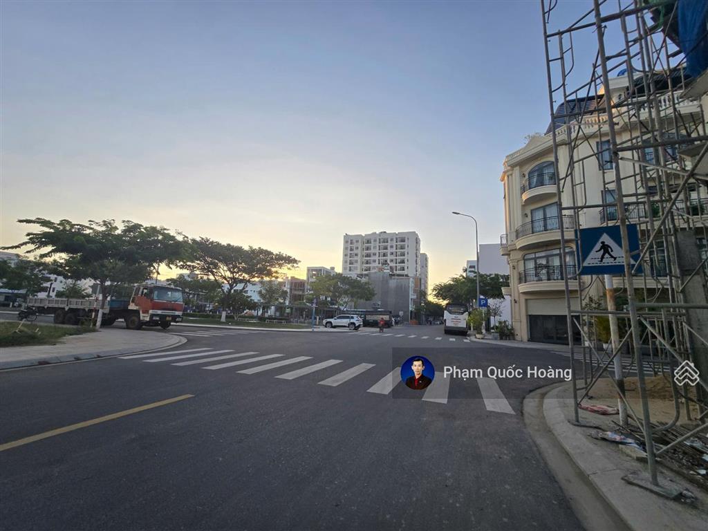 Sạch đẹp a3 89tr trực diện công viên . vcn phước long 2. khu vực vip tại phước long.  em hoàng