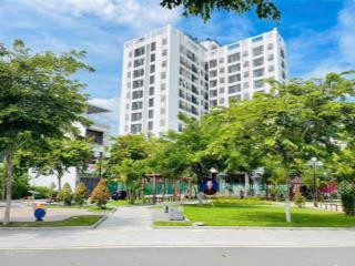 Lô đất đẹp 5,2 tỷ đối diện công viên kdt vcn phước long 1.  em hoàng 0905 907 *** ạ