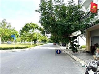 6.4 tỷ . bán nhanh lô hà quang i tp nha trang lô view công viên lớn ssh07 .  hoàng 0905 907 ***