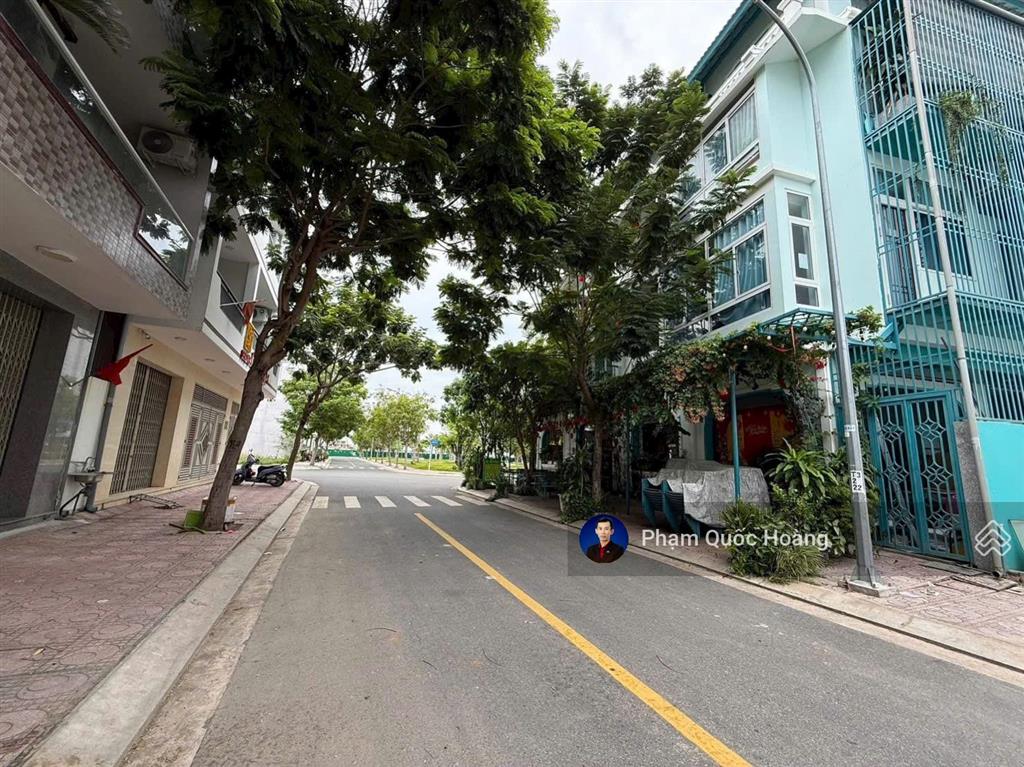 Hàng hiếm, lô đất 2 mặt tiền ( đường 11 và 12a ) kđt hà quang 2 . giá chỉ 67tr rẻ nhất thị trường ạ