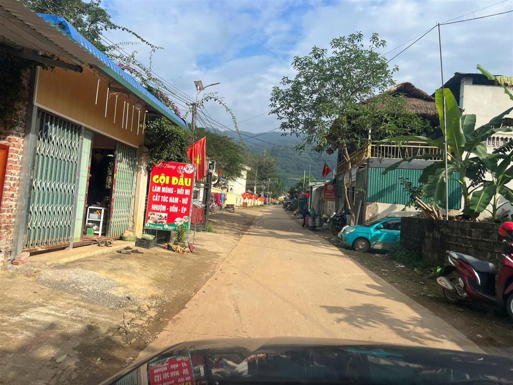 Bán đất mặt đường liên xã 12m có thể kinh doanh, gần trường học giá đầu tư tại cao phong hòa bình