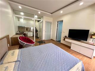 Cho thuê căn hộ 1 ngủ tách bếp (40m2) waterfront city, full nội thất.