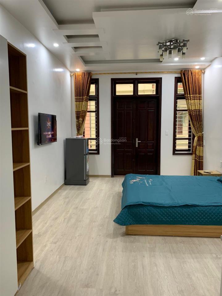 Cho thuê nhà khu phân lô văn cao, dt 70m2, 4 p.ngủ khép kín.