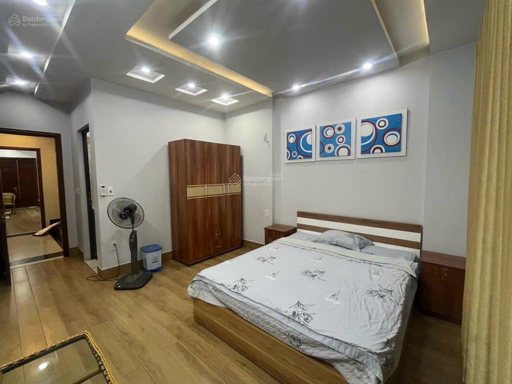 Cho thuê nhà tuyến 2 văn cao, 5 phòng ngủ khép kín, dt 80m2 x 4 tầng