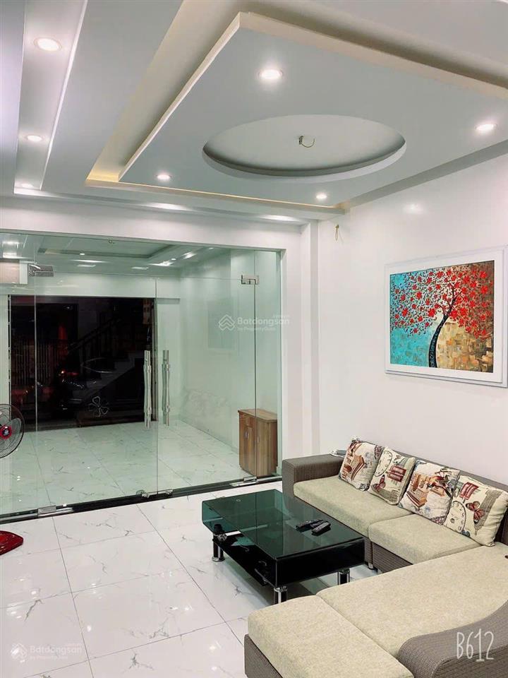 Cho thuê nhà tuyến 2 văn cao, 5 phòng ngủ khép kín, dt 80m2 x 4 tầng