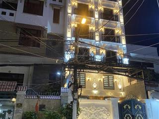 Bán toà nhà chdv, hầm 6 tầng thang máy, 30pn, 31wc, đang cho thuê khoán tn 169tr/tháng