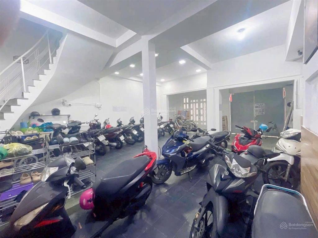 Bán chdv 5 tầng, 15pn, 15wc full nội thất  dòng tiền khủng 70 triệu hàng tháng  ngay tt gò vấp.