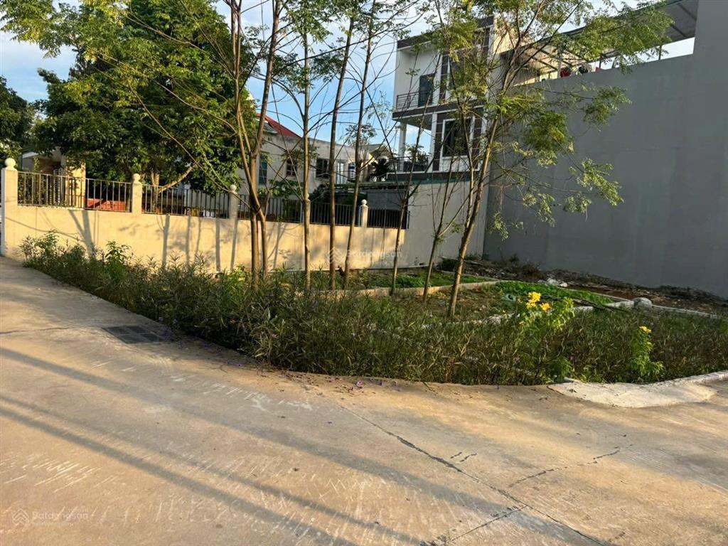 Chính chủ bán mảnh đất trạch mỹ lộc diện 45  ô tô đổ cửa