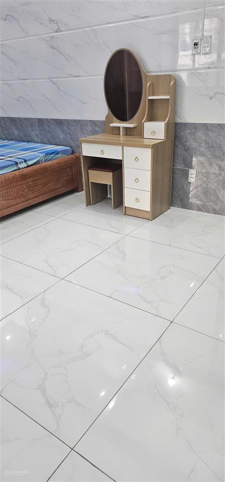 Chính chủ bán gấp căn hộ seaview 1 khu đô thị chí linh 167,5m2 + 20m2 giếng trời đầy đủ nội thất