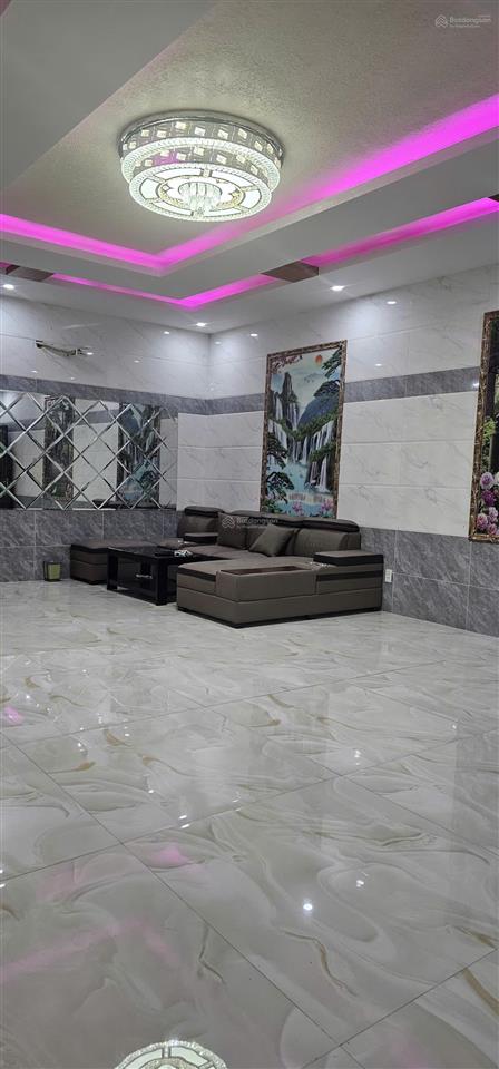 Chính chủ bán gấp căn hộ seaview 1 khu đô thị chí linh 167,5m2 + 20m2 giếng trời đầy đủ nội thất