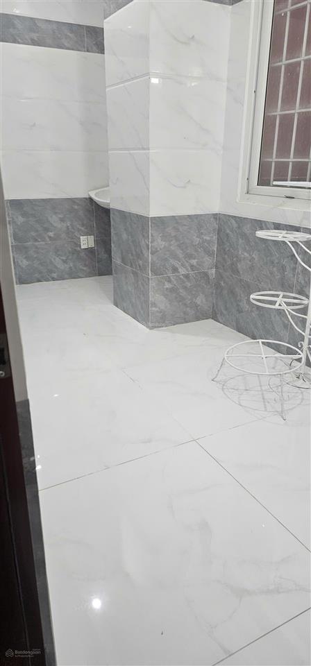 Chính chủ bán gấp căn hộ seaview 1 khu đô thị chí linh 167,5m2 + 20m2 giếng trời đầy đủ nội thất