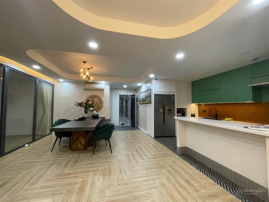 Cần tiền bán gấp ch nam phúc  phú mỹ hưng  quận 7, dt 124m2, giá 12,5 tỷ.  0934 990 ***