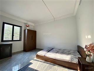 Phòng trọ full nội thất cửa sổ đối diên công viên phần mềm quang trung