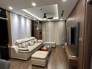Nhượng 2 ngủ 91,3m full nội thất, 2 ban công dài chung cư green diamond